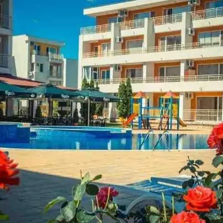 Ferienunterkunft Strandnaehe Mit Pools * Слънчев бряг