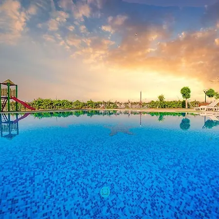 Ferienunterkunft Strandnaehe Mit Pools * Sunny Beach
